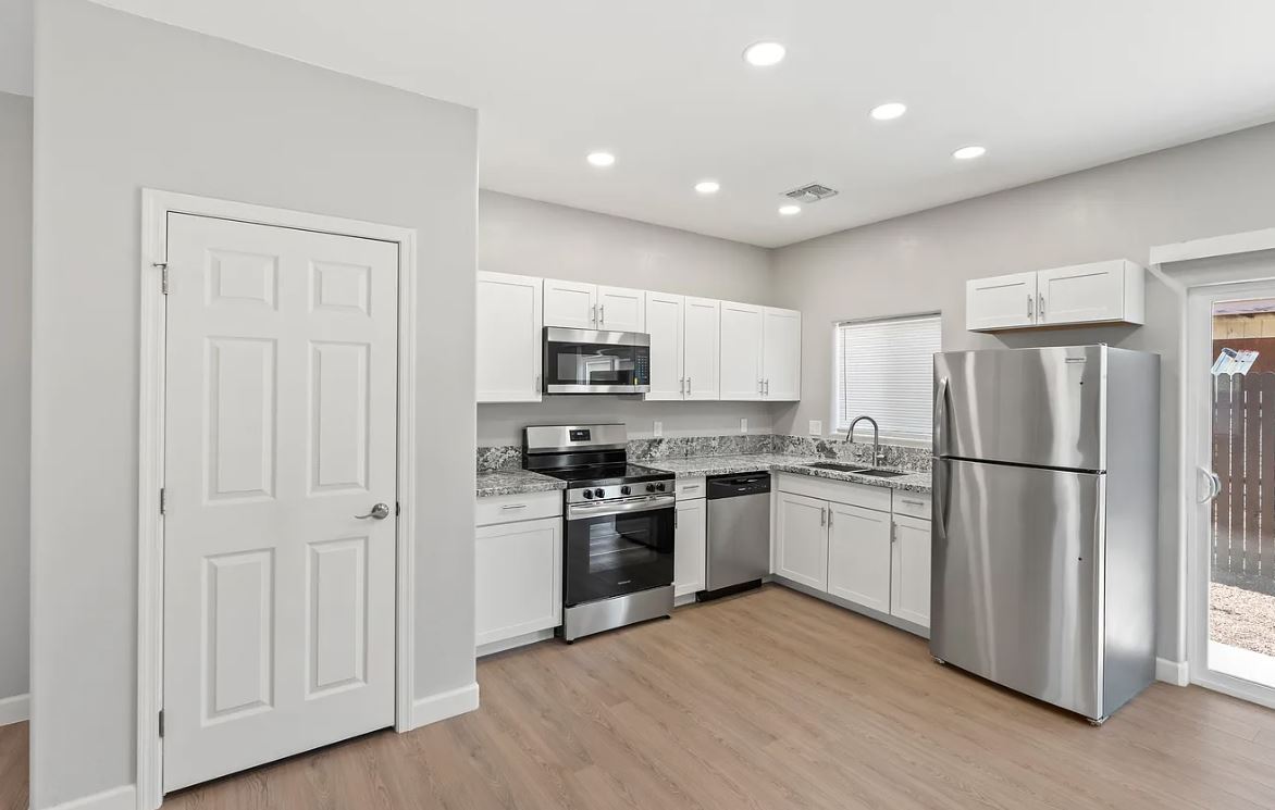 Property thumbnail image