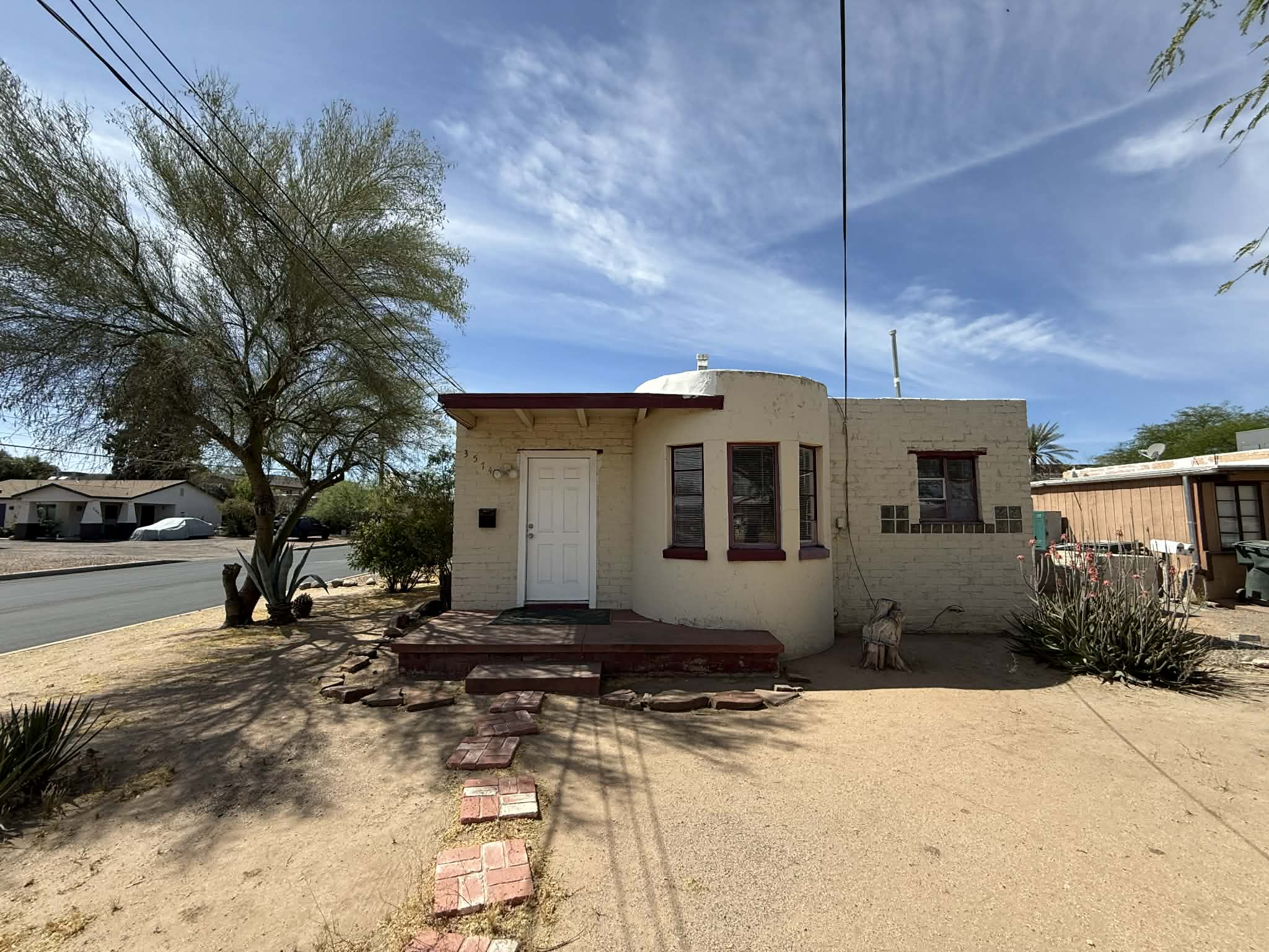 Property main image