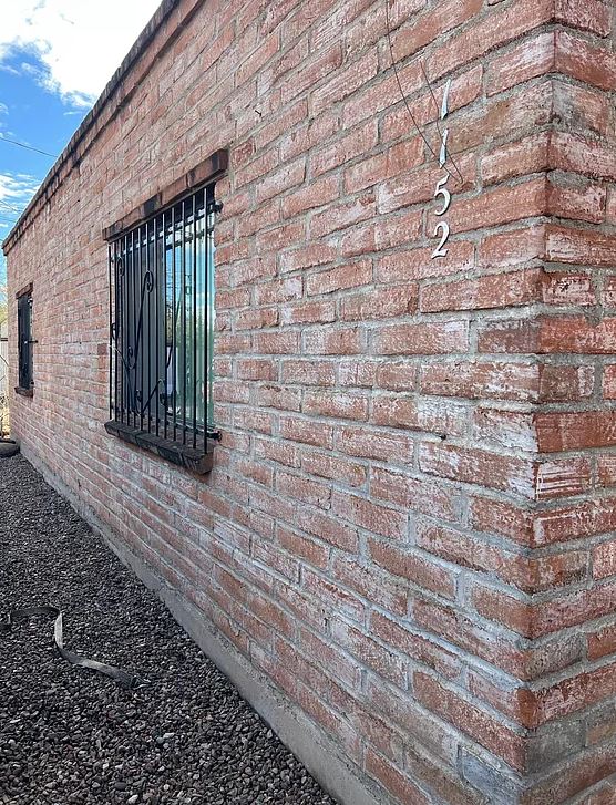1152 East Winnie Place #1