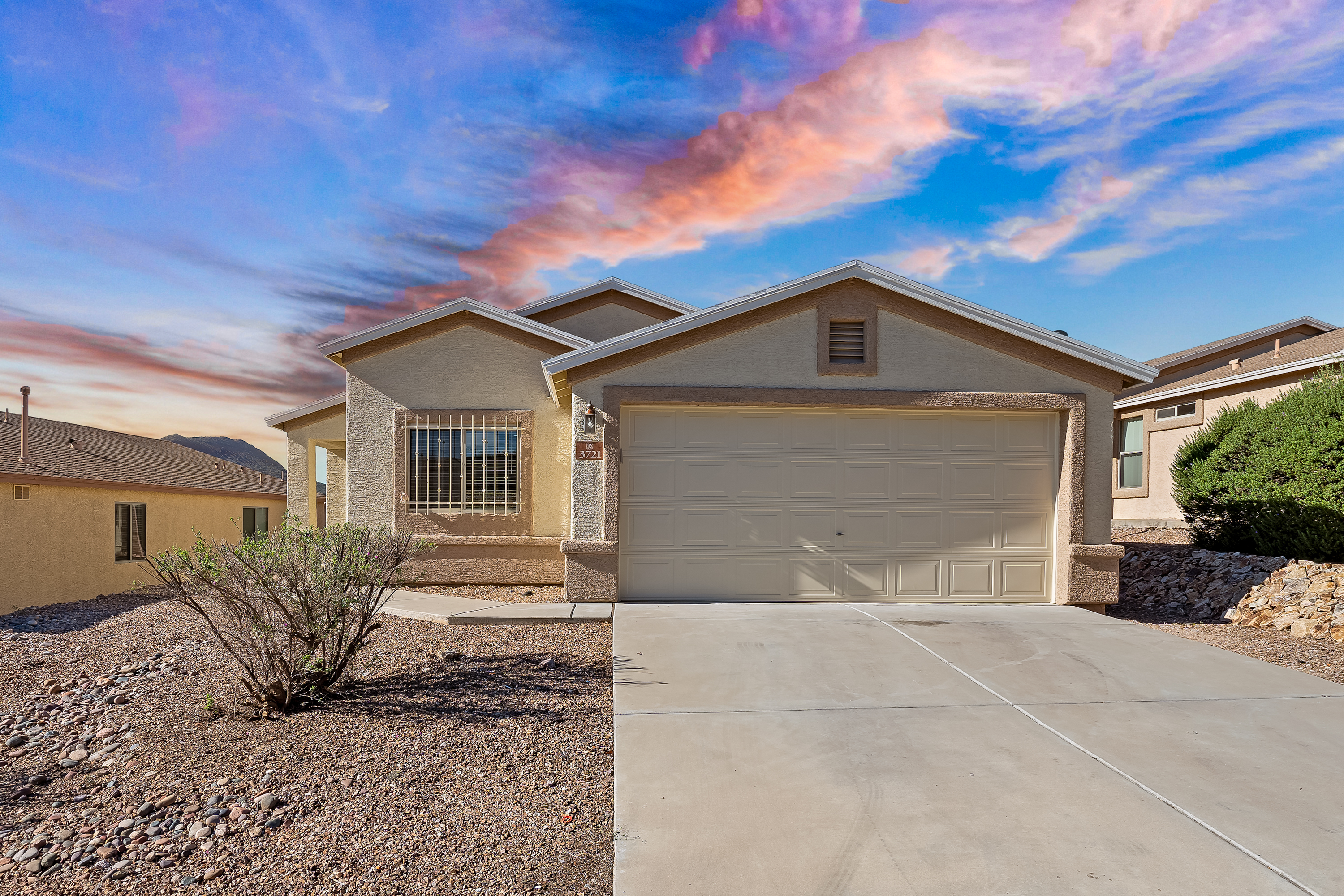 3721 West Avenida Fria